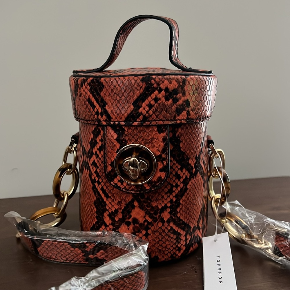 NWT Topshop bucket bag